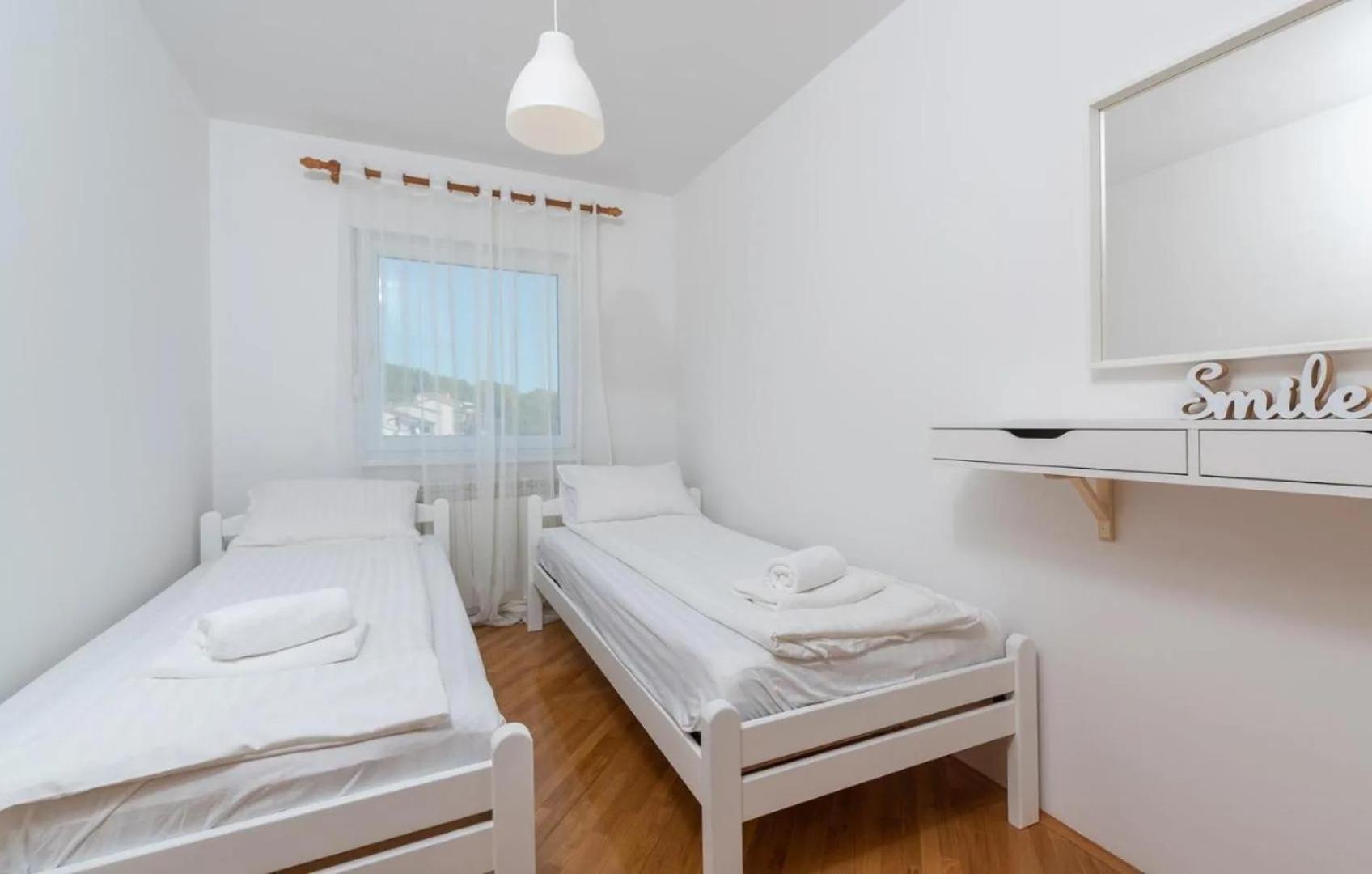 Apartman Near The Center/beach