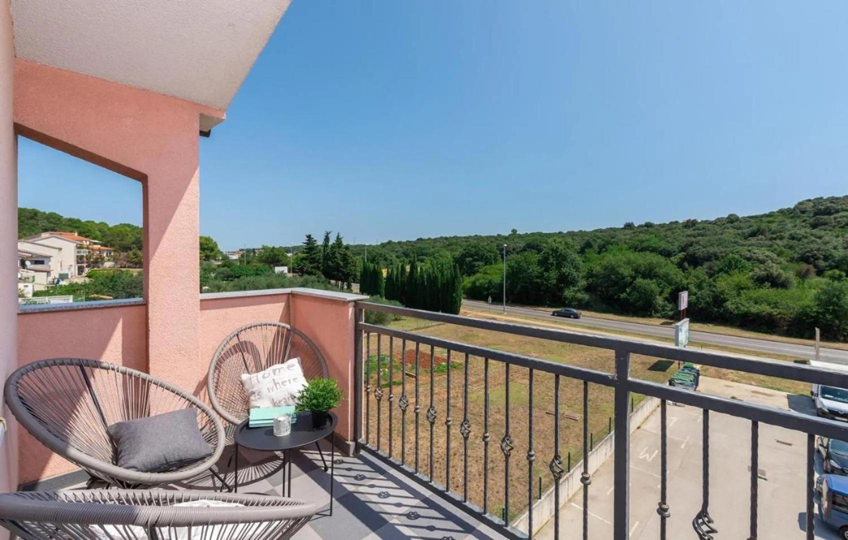 Apartman Near The Center/beach